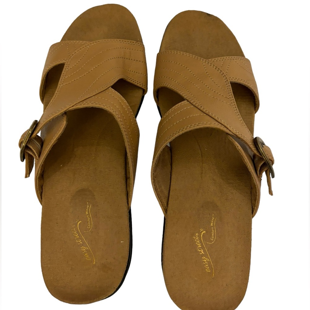 Easy Street‎ Comfort Wave Women’s Tan Slip On Sandals Size 11 - Picture 2 of 9